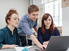 Ausbildung bei Medipolis / Copyright contrastwerkstatt stock.adobe.com Ausbildung bei Medipolis: Lass Dich von Medipolis zum Kaufmann oder Kauffrau im Gesundheitswesen (m/w/d) ausbilden.