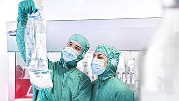 Lohnherstellung von parenteraler Ernährung: Medipolis bietet Apotheken individuelle Zubereitungen parenteraler Ernährung in ihrem Auftrag Lohnherstellung von parenteraler Ernährung: Medipolis bietet Apotheken individuelle Zubereitungen parenteraler Ernährung in ihrem Auftrag