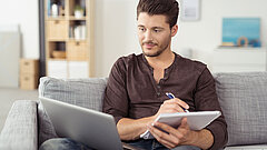 Die Medipolis e-Akademie: Flexible, selbstbestimmte und praxisnahe pflegerische und pharmazeutische Fort- und Weiterbildungen | Copyright contrastwerkstatt - stock.adobe